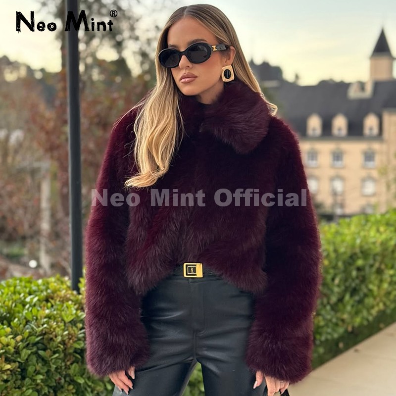 Vintage Fashion Bloggers - Neo Mint Ins Blogger Merk Mode